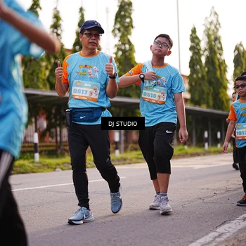 Runner Photo 8374234