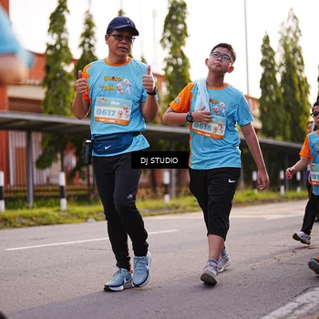 Runner Photo 8374248