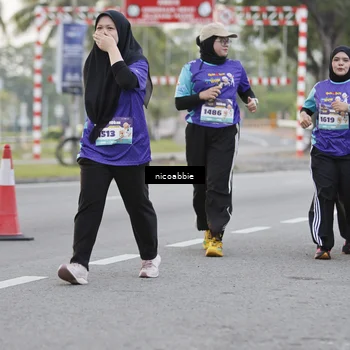 Runner Photo 8374249