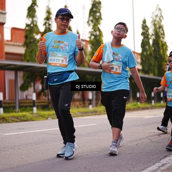 Runner Photo 8374255
