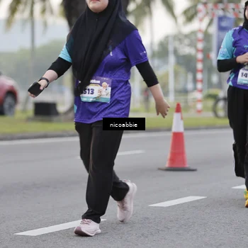 Runner Photo 8374265