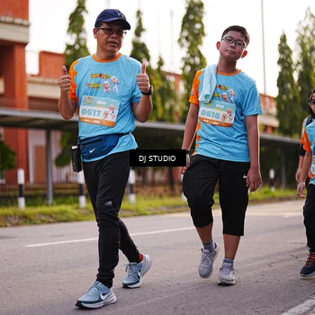 Runner Photo 8374268