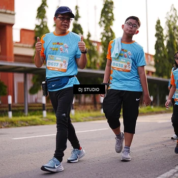 Runner Photo 8374271