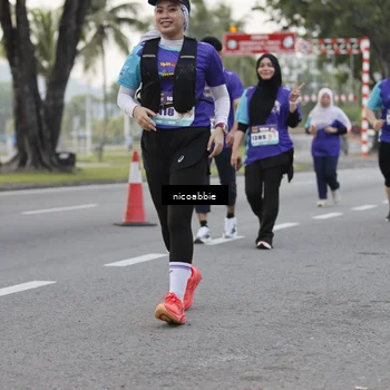 Runner Photo 8374274