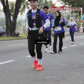 Runner Photo 8374275