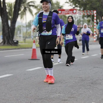 Runner Photo 8374281
