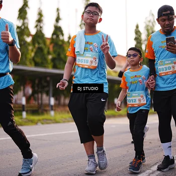 Runner Photo 8374287