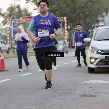 Runner Photo 8374288