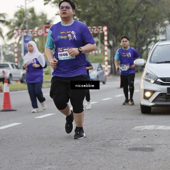 Runner Photo 8374292