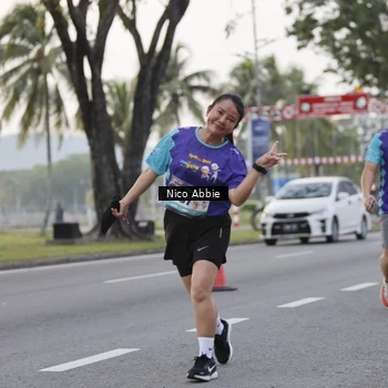 Runner Photo 8374320