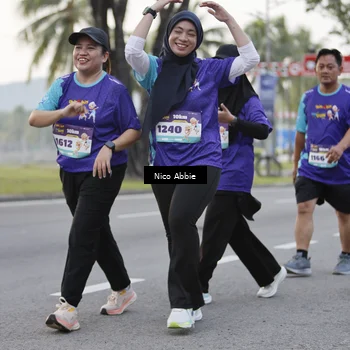 Runner Photo 8374332