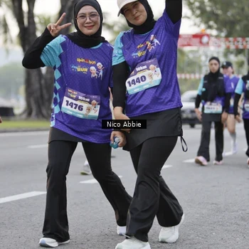 Runner Photo 8374347