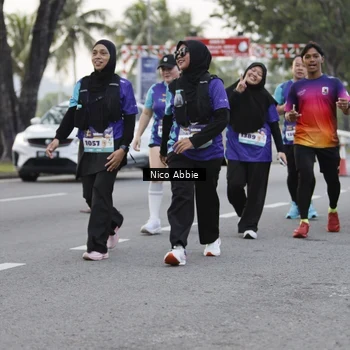 Runner Photo 8374349
