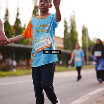 Runner Photo 8374399