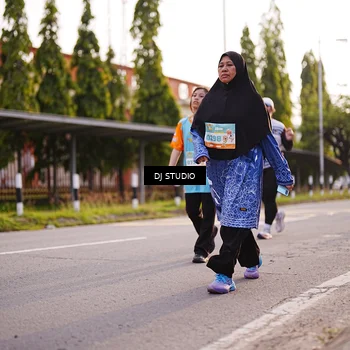 Runner Photo 8374430