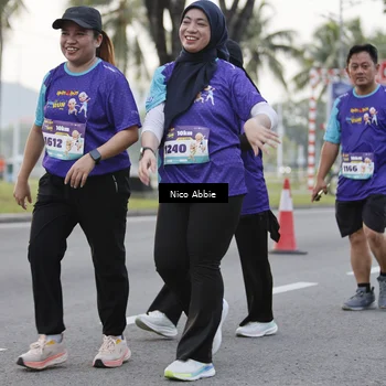 Runner Photo 8374431