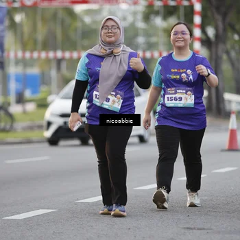 Runner Photo 8374443