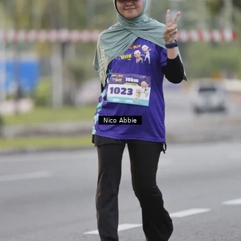 Runner Photo 8374462