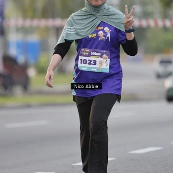 Runner Photo 8374469