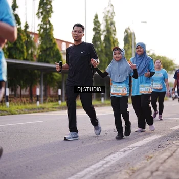 Runner Photo 8374544