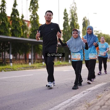 Runner Photo 8374547