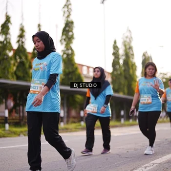 Runner Photo 8374615
