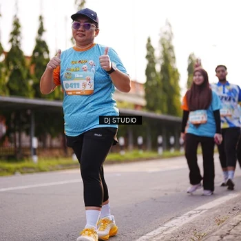 Runner Photo 8374655