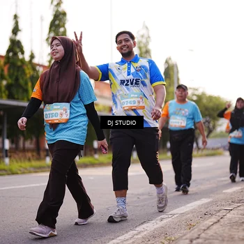 Runner Photo 8374666