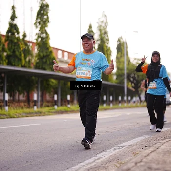Runner Photo 8374678