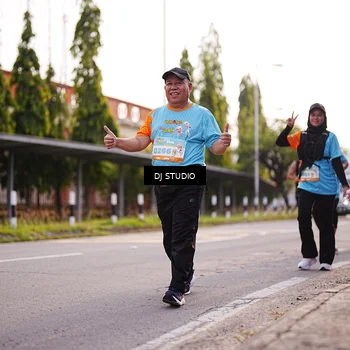 Runner Photo 8374682