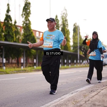 Runner Photo 8374683