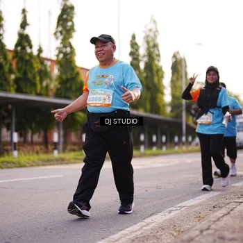 Runner Photo 8374685