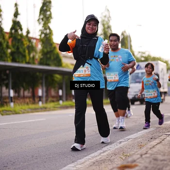 Runner Photo 8374704