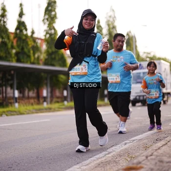 Runner Photo 8374706