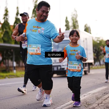 Runner Photo 8374721