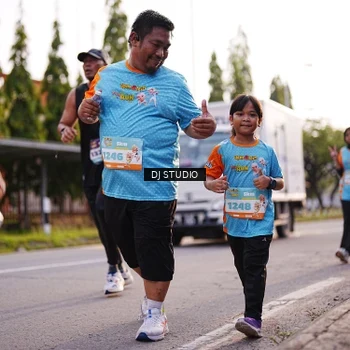 Runner Photo 8374722