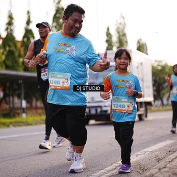 Runner Photo 8374723