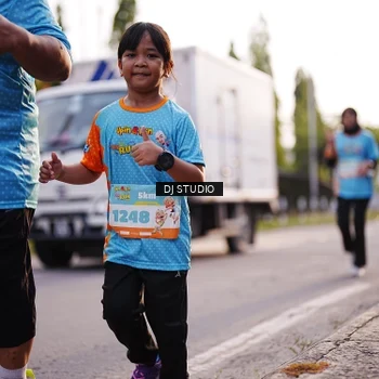 Runner Photo 8374736