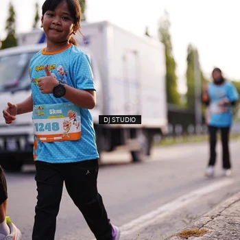 Runner Photo 8374738