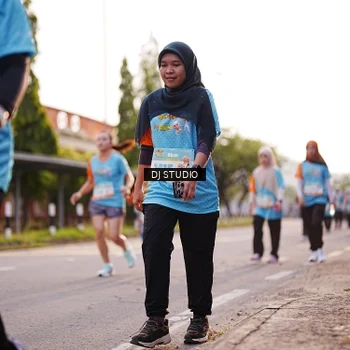 Runner Photo 8374768