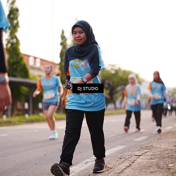 Runner Photo 8374769