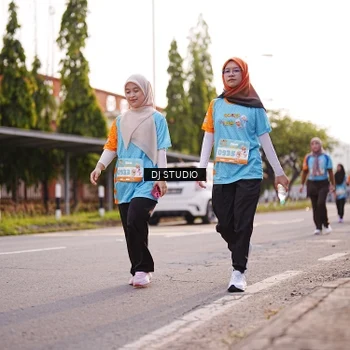 Runner Photo 8374793