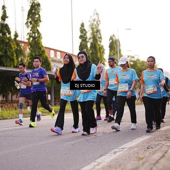 Runner Photo 8374815