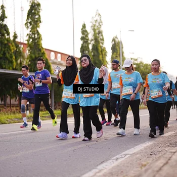 Runner Photo 8374816
