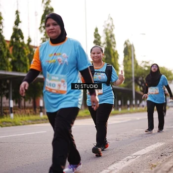 Runner Photo 8374853
