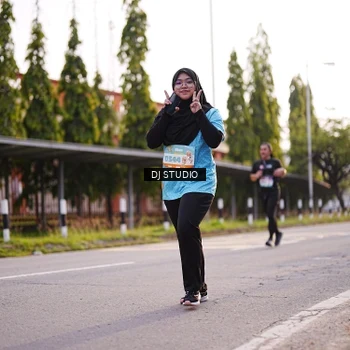 Runner Photo 8374881