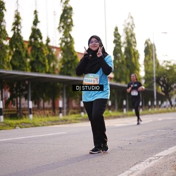 Runner Photo 8374883