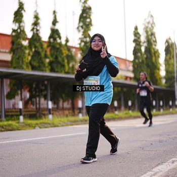 Runner Photo 8374884