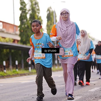 Runner Photo 8374895
