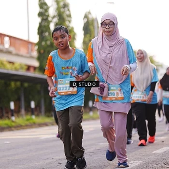 Runner Photo 8374903